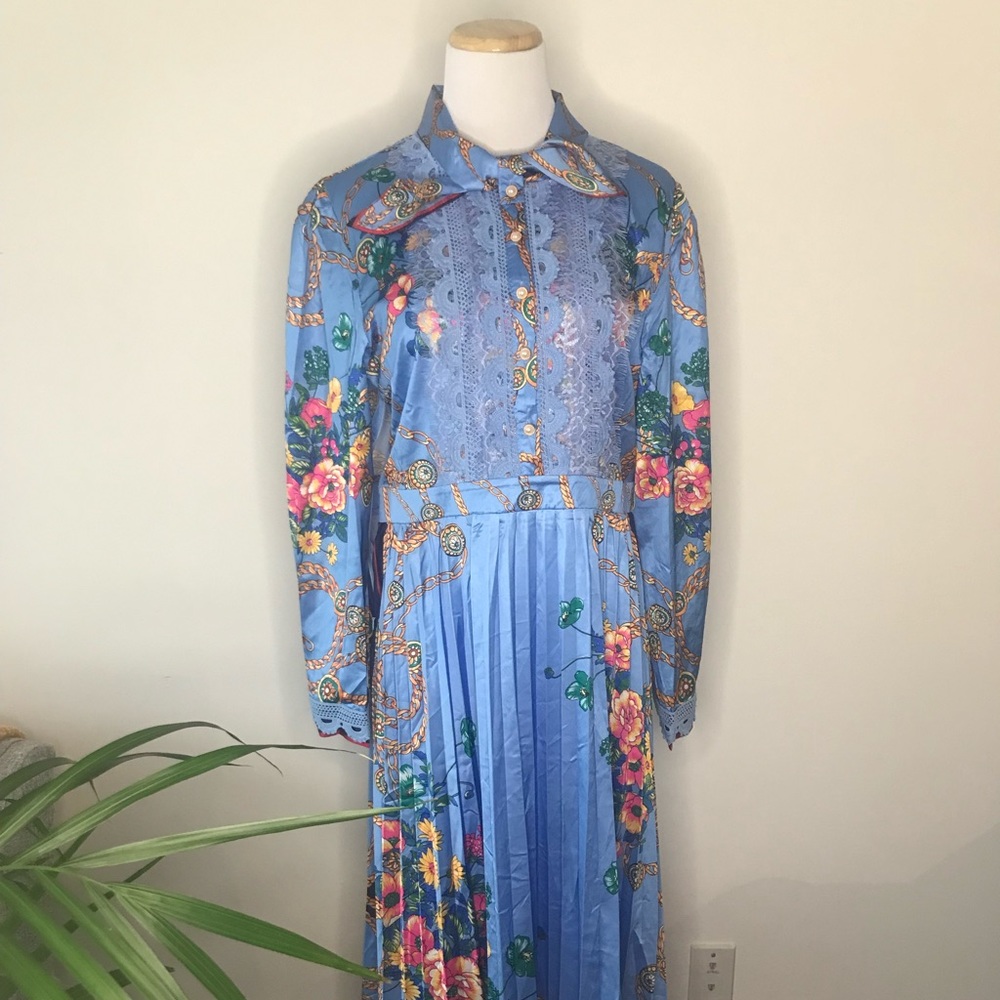 Like silk, floral asian inspired long dress